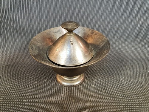 Ancien cendrier table - de,