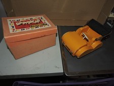 DANDICAR Petite auto jaune décapotable en bois Années 50/60 ? Jouets Peter Pan