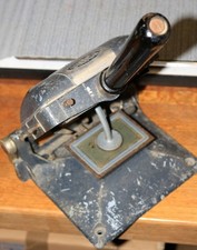 Déchiqueteuse automatique