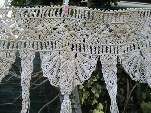 Bas rideau dentelle - en,