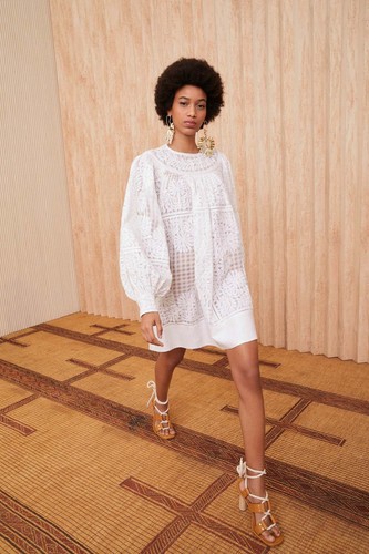 Robe courte floral brodée - robe,
