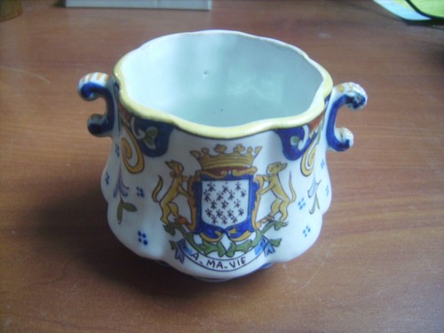Beau petit pot faïence - beau, en
