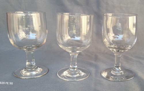 Lot verres vin anciens - de, à