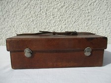 Ancienne mallette en cuir Nécessaire coffret de toilette de voyage Art-déco 