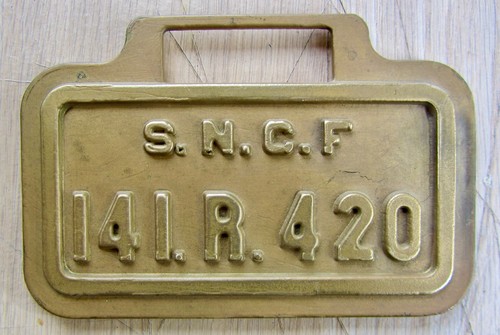 Locomotive 141 420 - locomotive, r