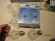 Lot 4 Lampes ampoules a  VIS