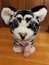 Exclusive FurReal Roarin’