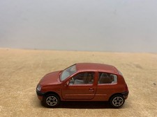 BURAGO RENAULT CLIO SANS BOITE 1/43 B4