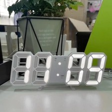 "🚀 Horloge Murale 3D LED : Éclate de Créativité sur Ton Mur ! 💡🌈"
