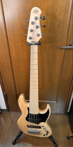 Basse xotic 6 cordes - basse,