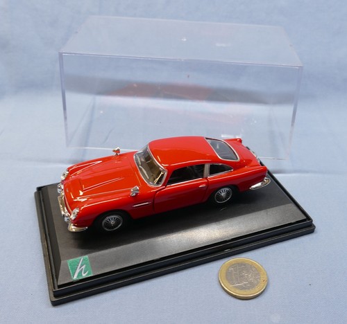 Hongwell aston martin - aston,