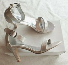 Sandales à brides bronze neuves taille 39 étiquetées à 55€ 