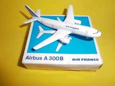 AVION AIRBUS A 300 B  AIR