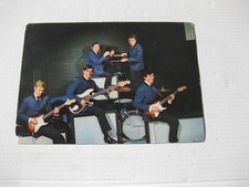 "LES GUITARES"  GRANDE