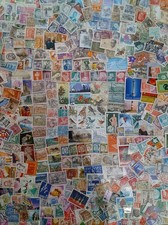Lot / vrac de 500 timbres différents du monde (photos du Lot 515)