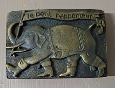 Le petit rapporteur boucle ceinturon