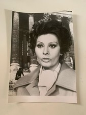 VERDICT - Sophia Loren Jean