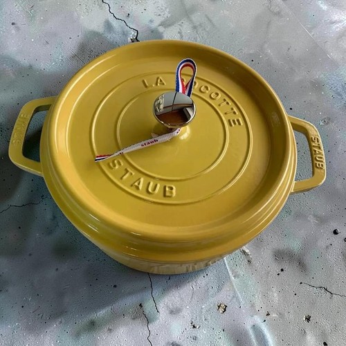 Staub pico cocotte ronde - ,