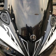 Cache cache plaque de base de