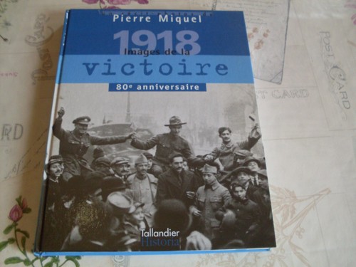 Gros grand livre - et, sur