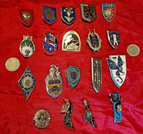Insignes militaires cavalerie - insignes,
