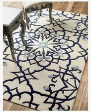 Laine pure touffetée à la