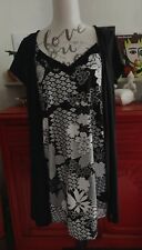 Belle Robe & Gilet Intégré