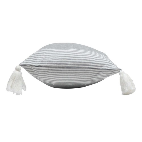 Coussin déco pompons - à,