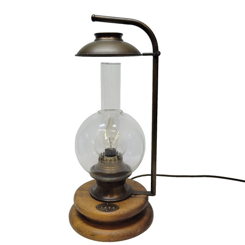 Ancienne lampe huile marine - a,