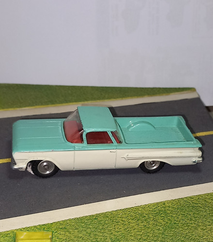 Dinky toys chevrolet - chevrolet, el