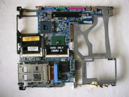 Dell latitude d610 pp11l pf027 - latitude,