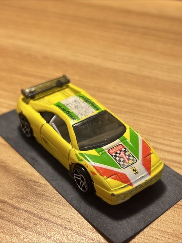 R124 voiture miniature hot - -,