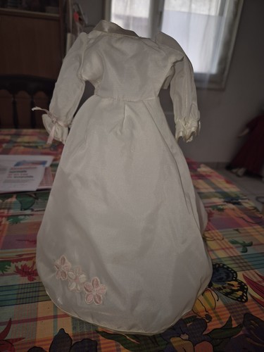 Robe mariée ou communion - ,