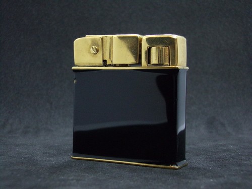 451 briquet essence - at,