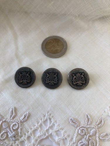 Boutons anciens métal rond - métal,