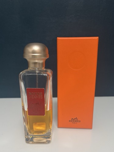 Flacon rouge hermès dans - flacon,