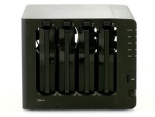 NAS Synology DiskStation DS414 + 16 To de stockage - 4 x 4 To