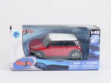 Maisto 1/43 21198 Mini cooper