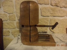 Rare Ancienne Jolie Forme à