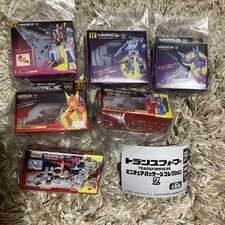 Lot de 2 figurines