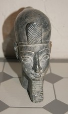Statuette en pierre Tête de