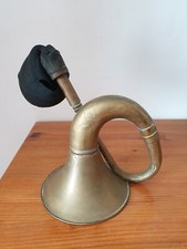 Ancien klaxon d'automobile en laiton avec poire 20x24 cm