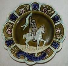 Assiette en Barbotine JEANNE