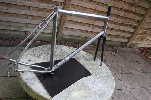 Seven axiom titanium frame - seven,