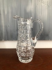 PETIT PICHET EN CRISTAL TAILLÉ ( H 18,4 cm)