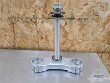 Te de fourche inférieur