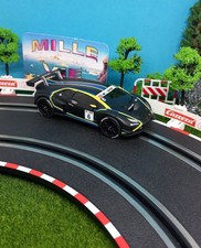 Voiture pour circuit Carrera