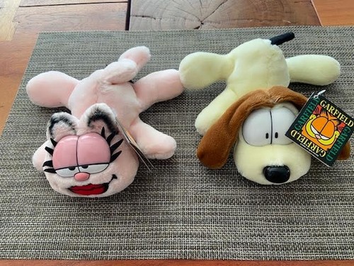 Garfield plush lot w - lot, 2