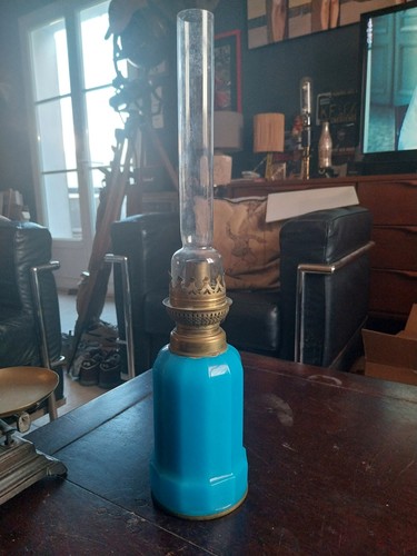 Lampe petrole ancienne - a,