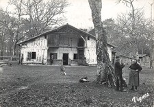 40  LES LANDES UNE MAISON
